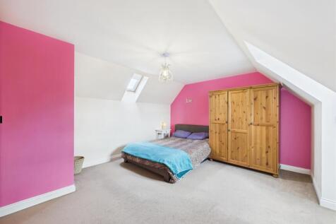 Bed 4 - 1.jpg