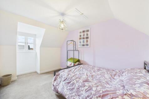 Bed 5 - 4.jpg