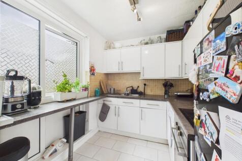 Kitchen 3.jpg