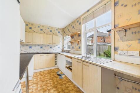 Kitchen 3.jpg