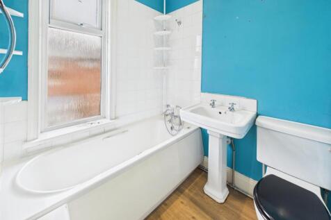 Bath 3.jpg