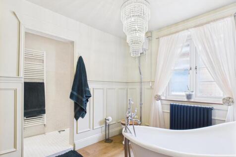 bath 2.jpg