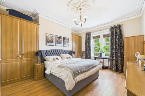 bed 1.jpg