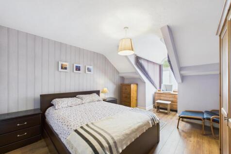 bed 5.jpg