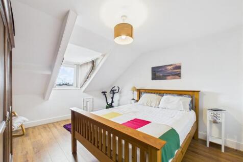 bed 4.jpg