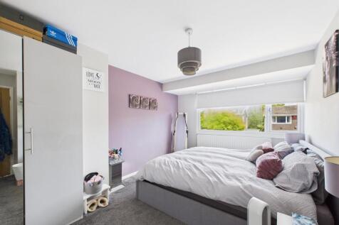 bed 1.jpg