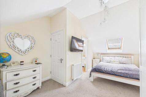 bed 1 2.jpg