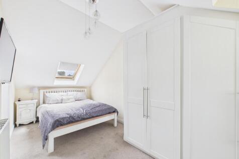 bed 1 3.jpg