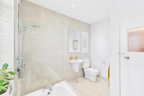 Bath 4.jpg