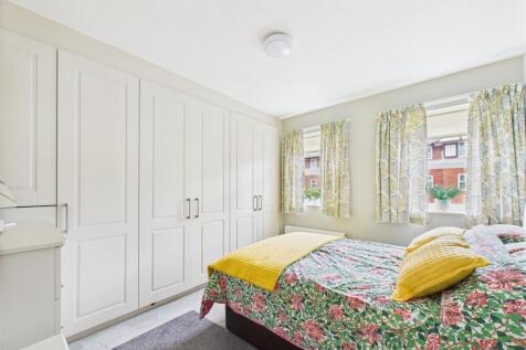 bed 1.jpg