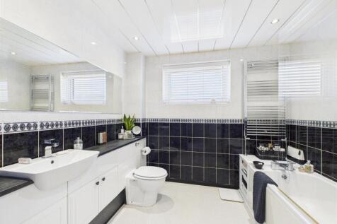 bath 1.jpg