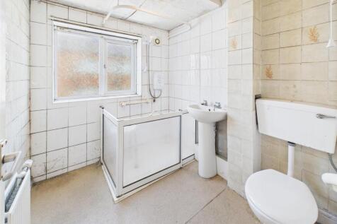 Bath 1.jpg