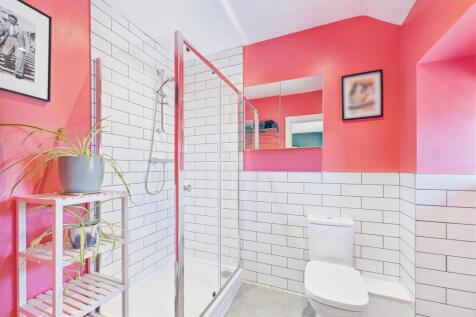 ensuite 1.jpg