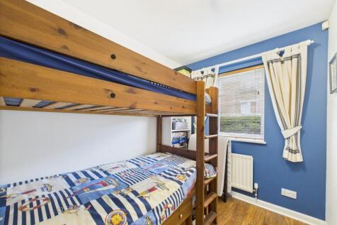 bed 3.jpg