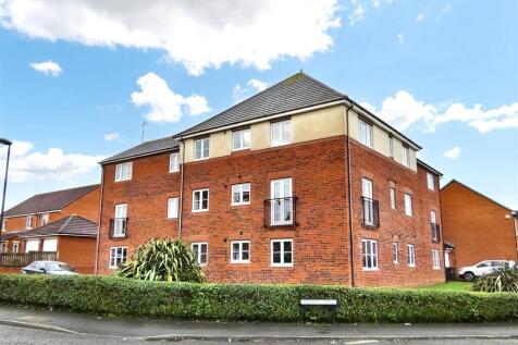 6 HASTINGS EXT.JPG