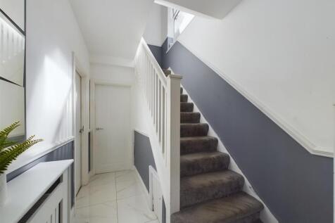 hallway.jpg