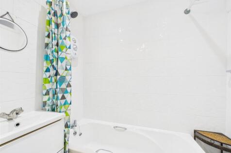 bath 1.jpg