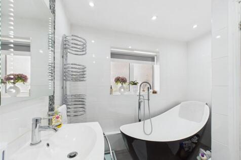bath 1.jpg
