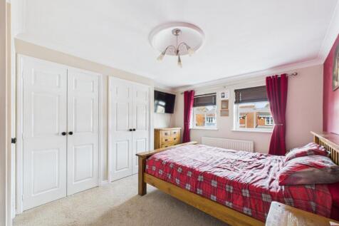 bed 1.jpg