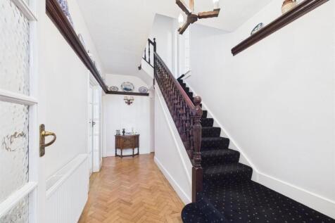 hallway.jpg