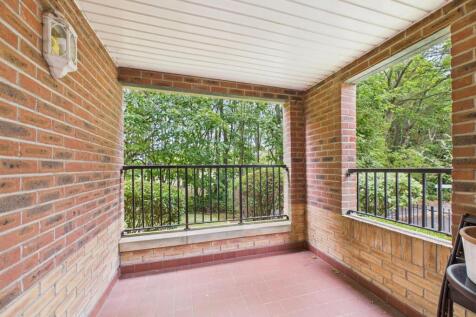 balcony.jpg