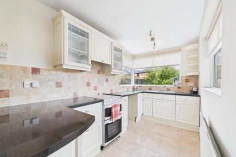 Kitchen 3.jpg