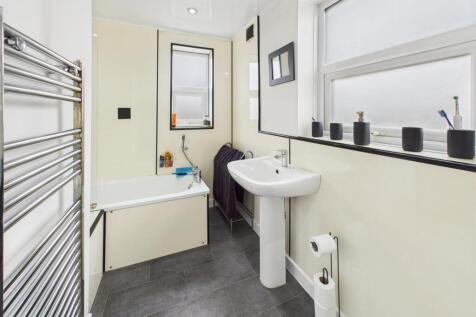 Bath 1.jpg