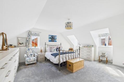 bed 1.jpg