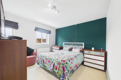 Bed 1 - 1.jpg