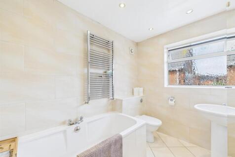 Bath 1.jpg