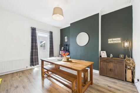 dining bed 2.jpg