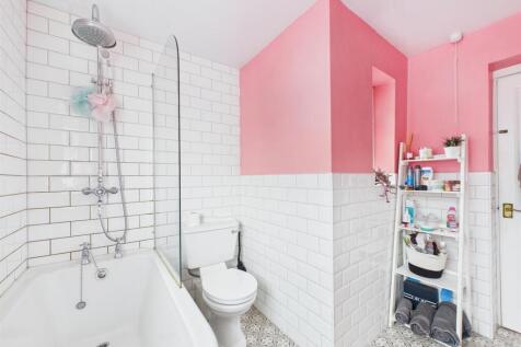 BATH 2.jpg