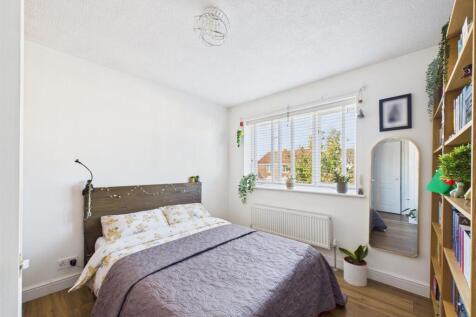 NEW BED 2.jpg