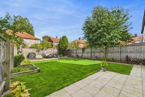 garden 1.jpg