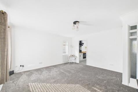 lounge 3.jpg