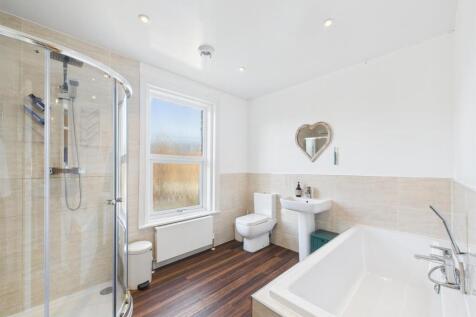 Bath 1.jpg