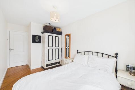 Bed 2 - 3.jpg