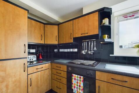KITCHEN 2.jpg