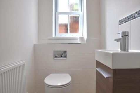 Cloakroom/wc