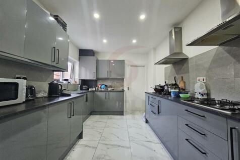 Communal Kitchen