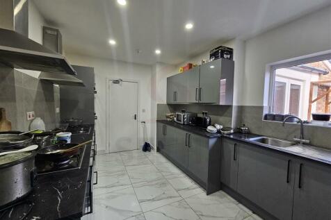 Communal Kitchen