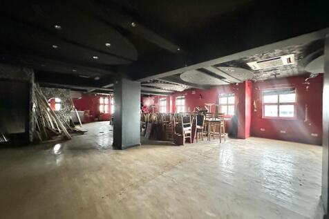 FIRST FLOOR FUNCTION ROOM