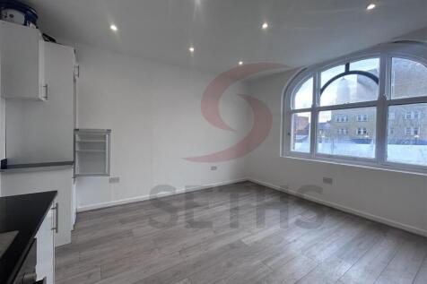 Lounge/Kitchen