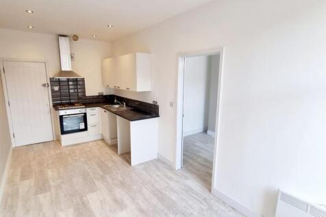 Lounge/Kitchen
