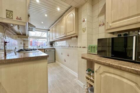 EXTENDED KITCHEN
