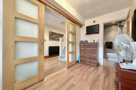 DOWNSTAIRS BEDROOM