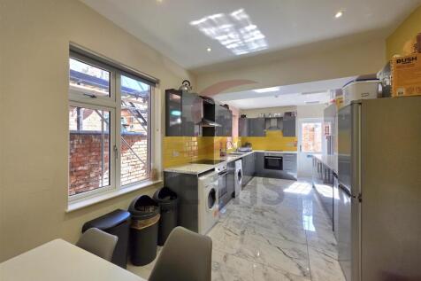 Communal Kitchen