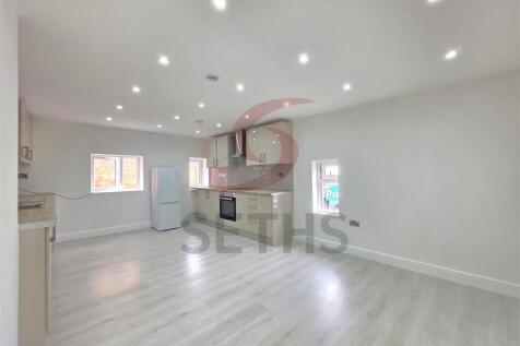 Kitchen/Dining/Lounge
