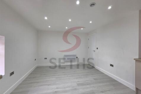Dining/Lounge