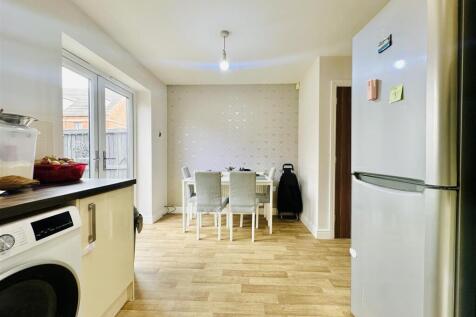 KITCHEN AND DINER